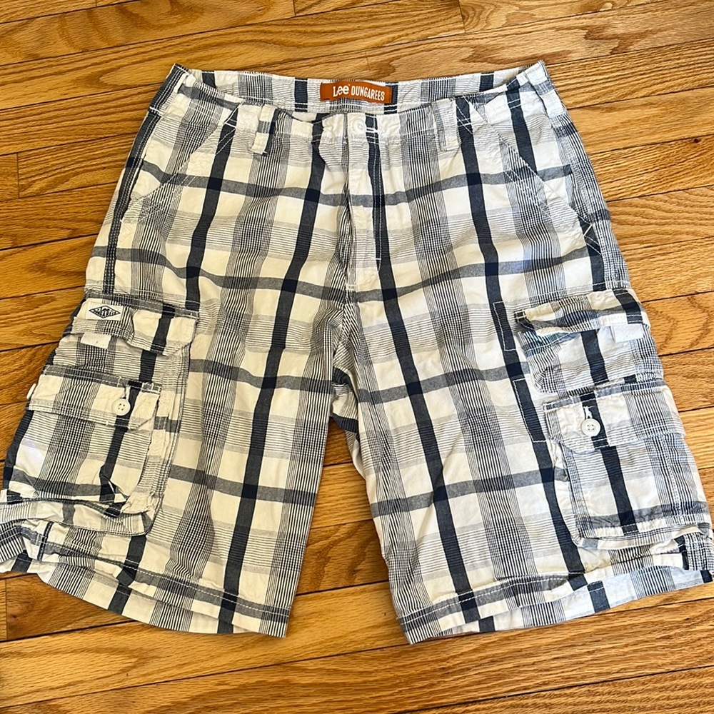 Lee Dungarees Blue Plaid Cargo Shorts, Size 34. 100% cotton